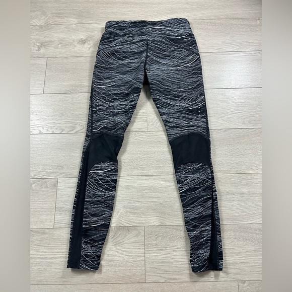 Nike Epic Power Printed Run Leggings - Picture 3 of 16